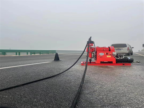 寿阳马路路基路面开裂下沉注浆加固灌浆